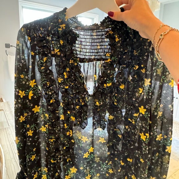 Zara black floral blouse - Picture 4 of 4
